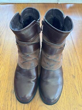 Brown Women's Leather Ankle Boots - Classic Casual Booties